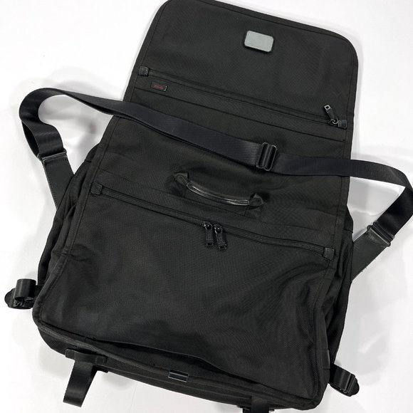 TUMI Alpha Expandable Travel Messenger Bag Black Crossbody Laptop Briefcase - Picture 5 of 16